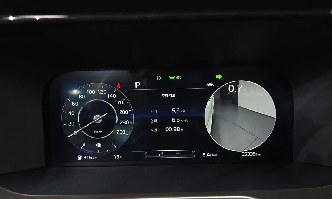 Kia Sorento — фото 9