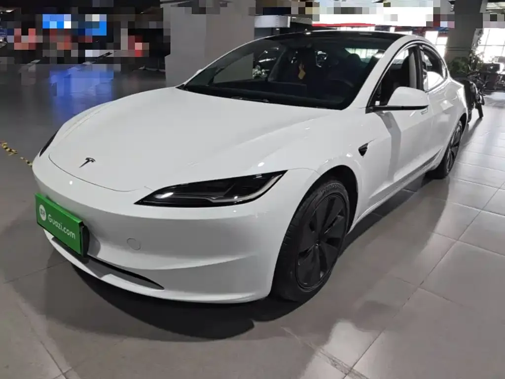 Tesla Model 3 — фото 2