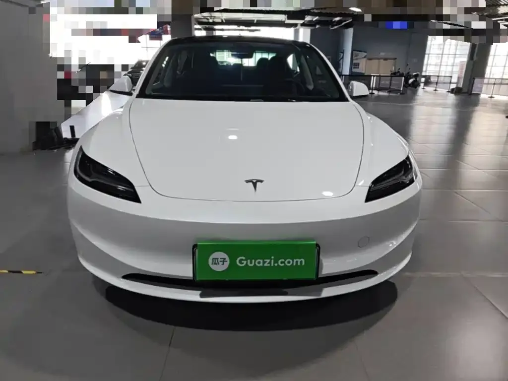 Tesla Model 3 — фото 3