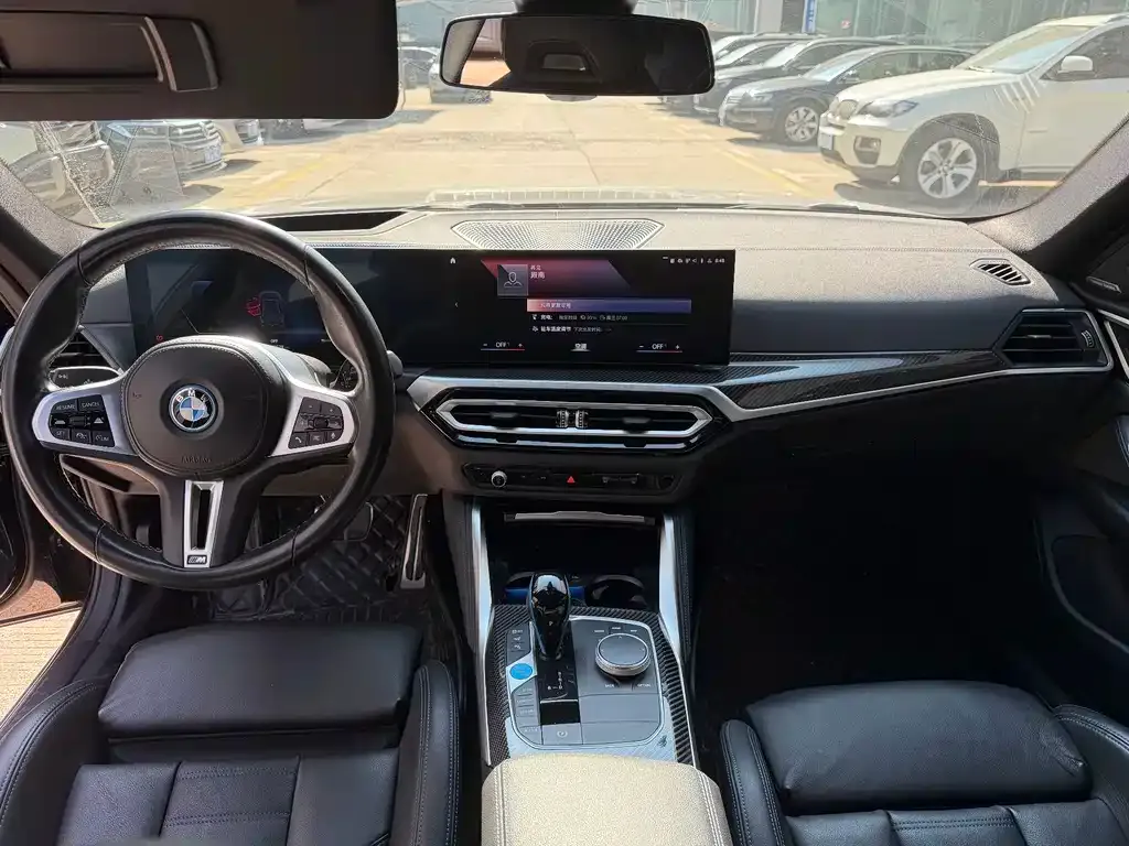 BMW i4 — фото 3
