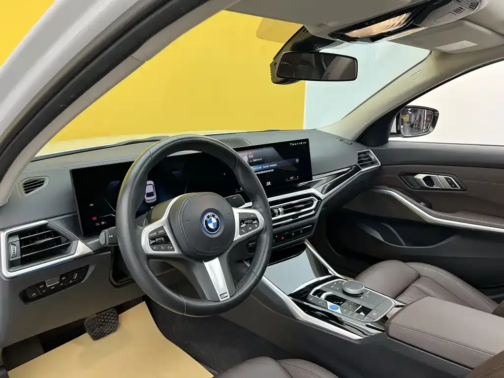 BMW i3 — фото 7