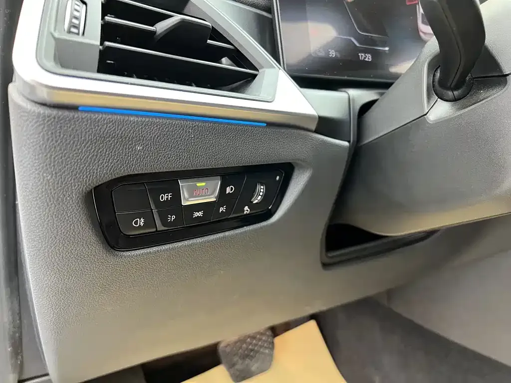 BMW i3 — фото 10