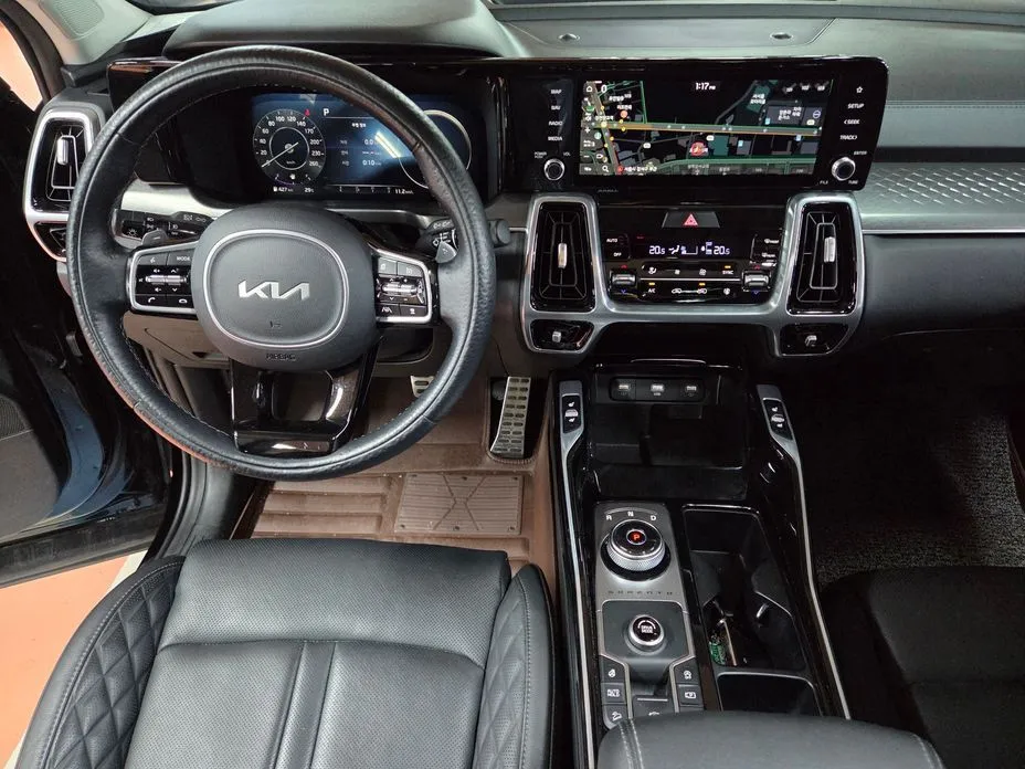 Kia Sorento — фото 8