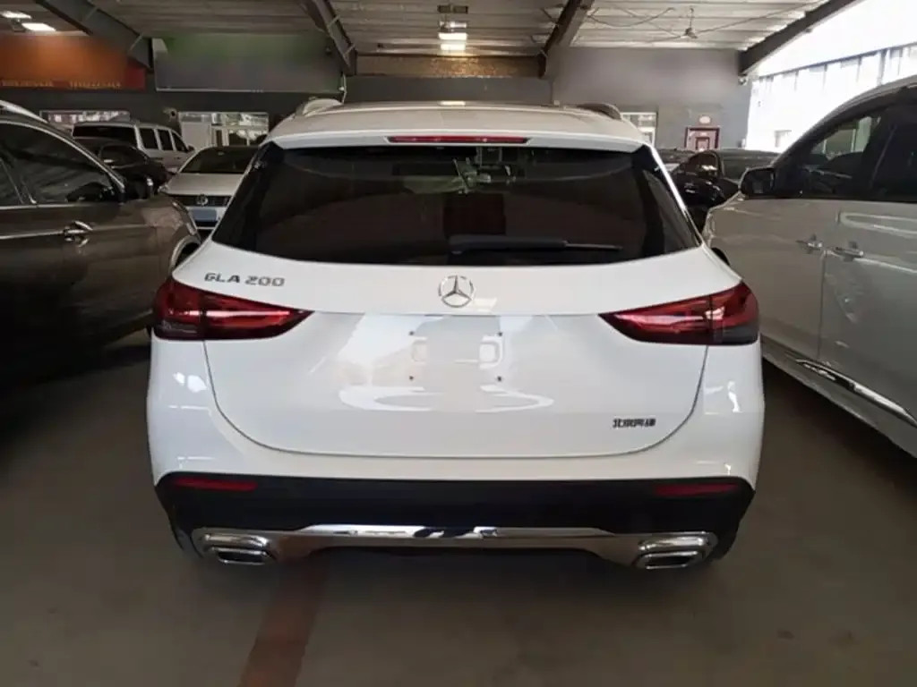Mercedes-Benz GLA — фото 10