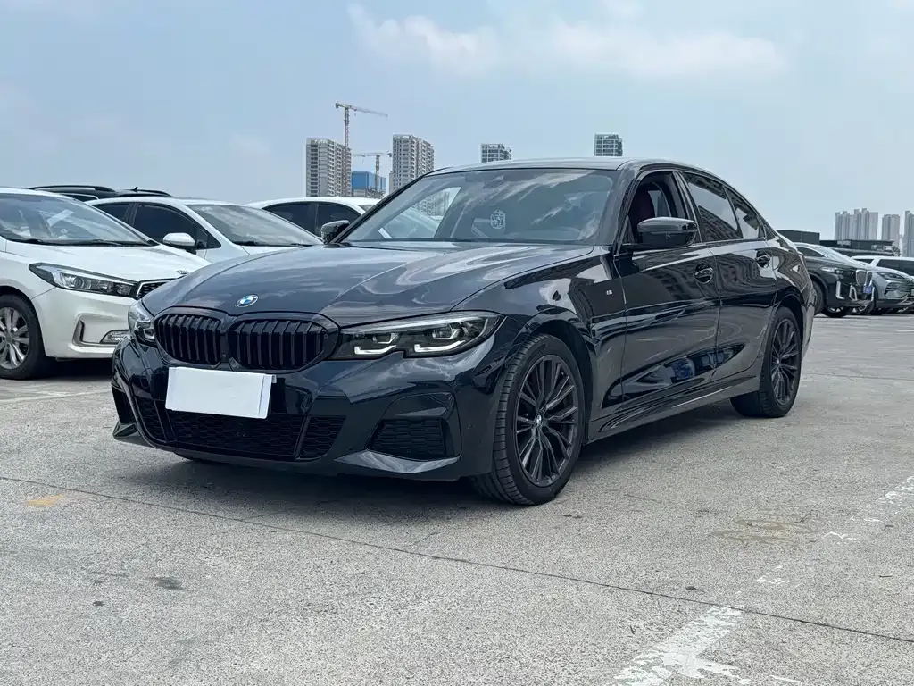 BMW 3 Series — фото 1