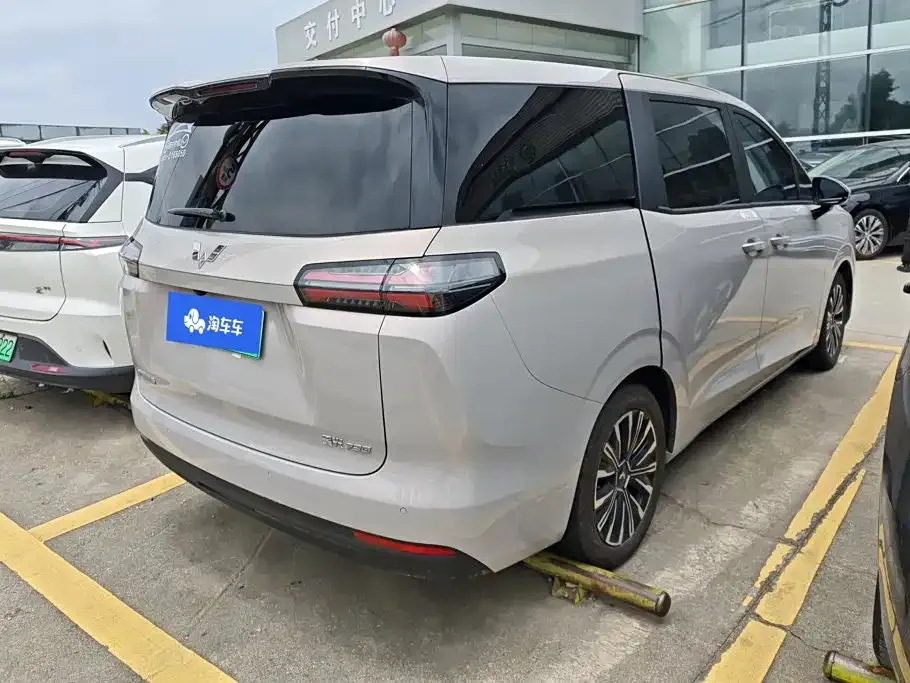 Wuling Starlight 730 New Energy — фото 5