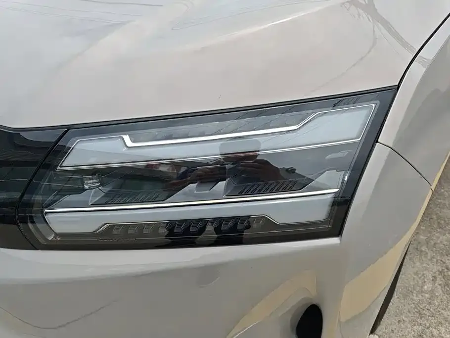 Wuling Starlight 730 New Energy — фото 2