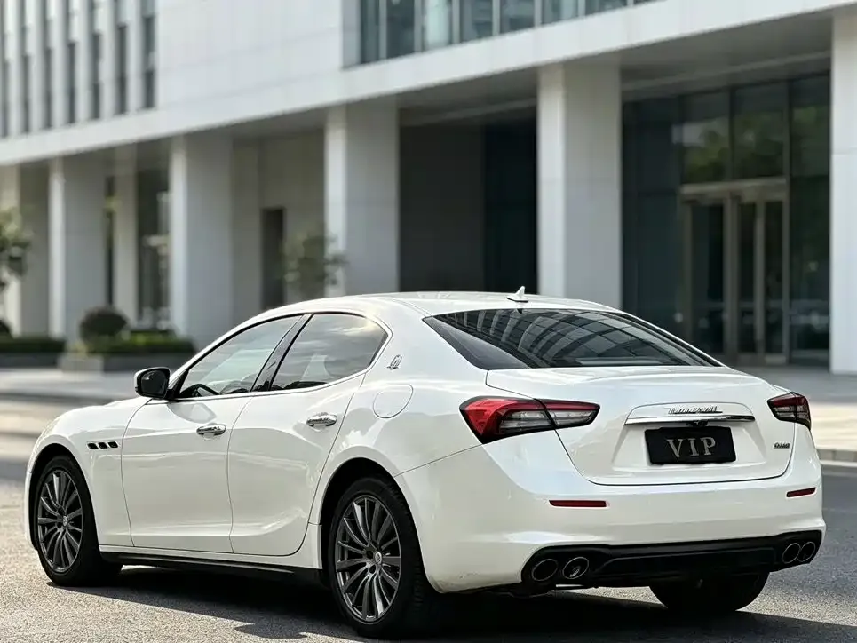 Maserati Ghibli — фото 6