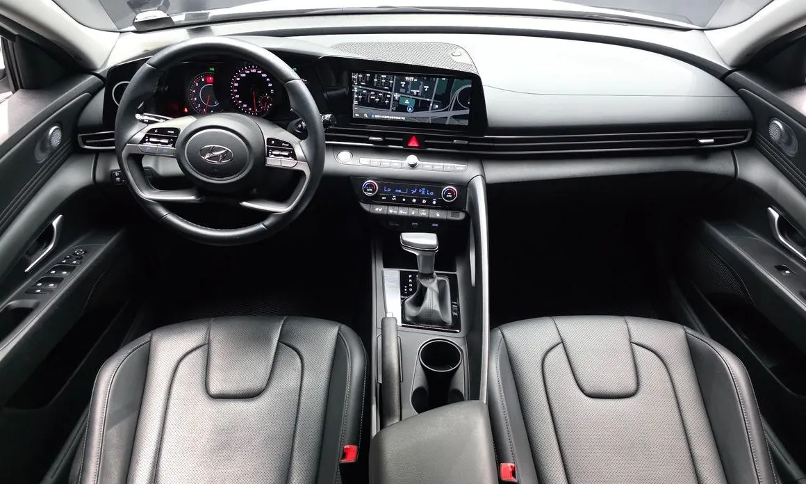 Hyundai AVANTE — фото 9