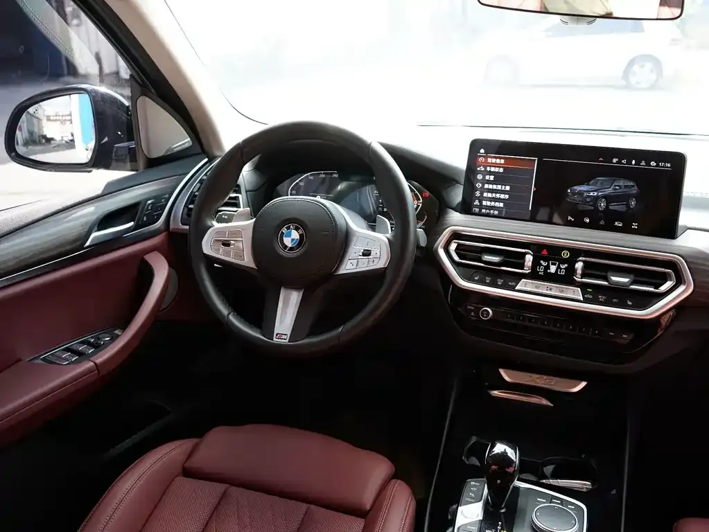 BMW X3 — фото 10