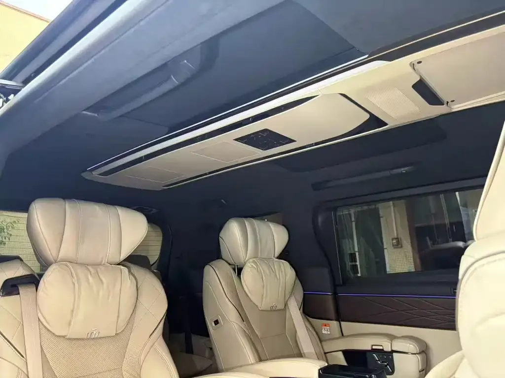 Toyota Vellfire — фото 2
