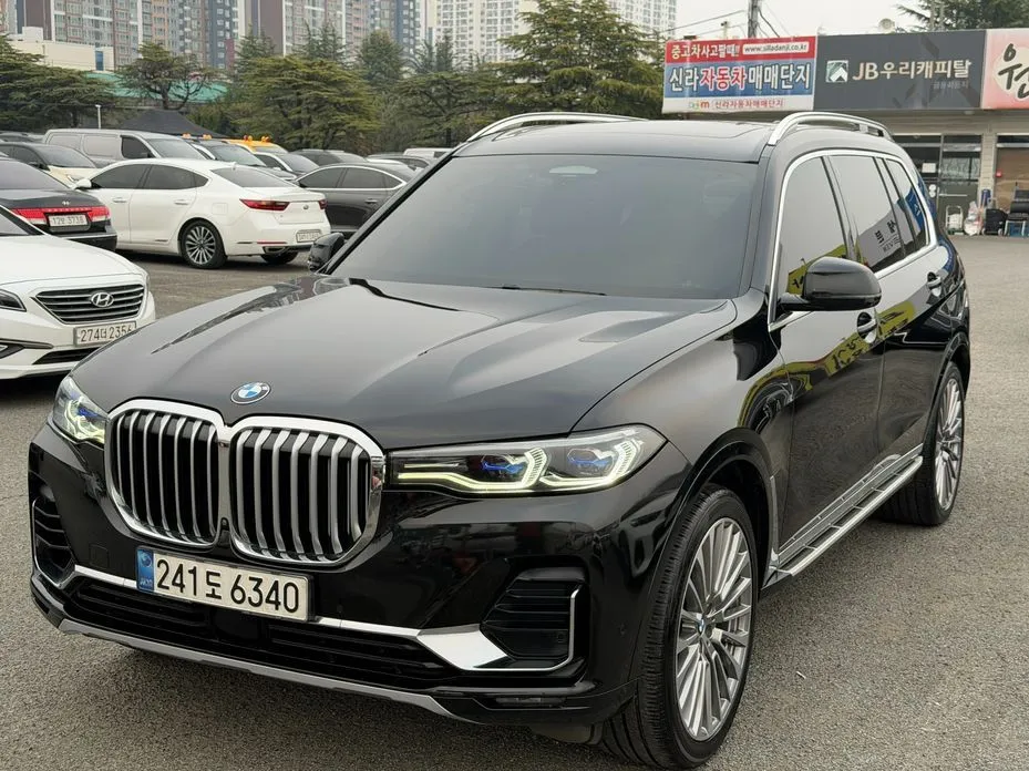 BMW X7 — фото 1