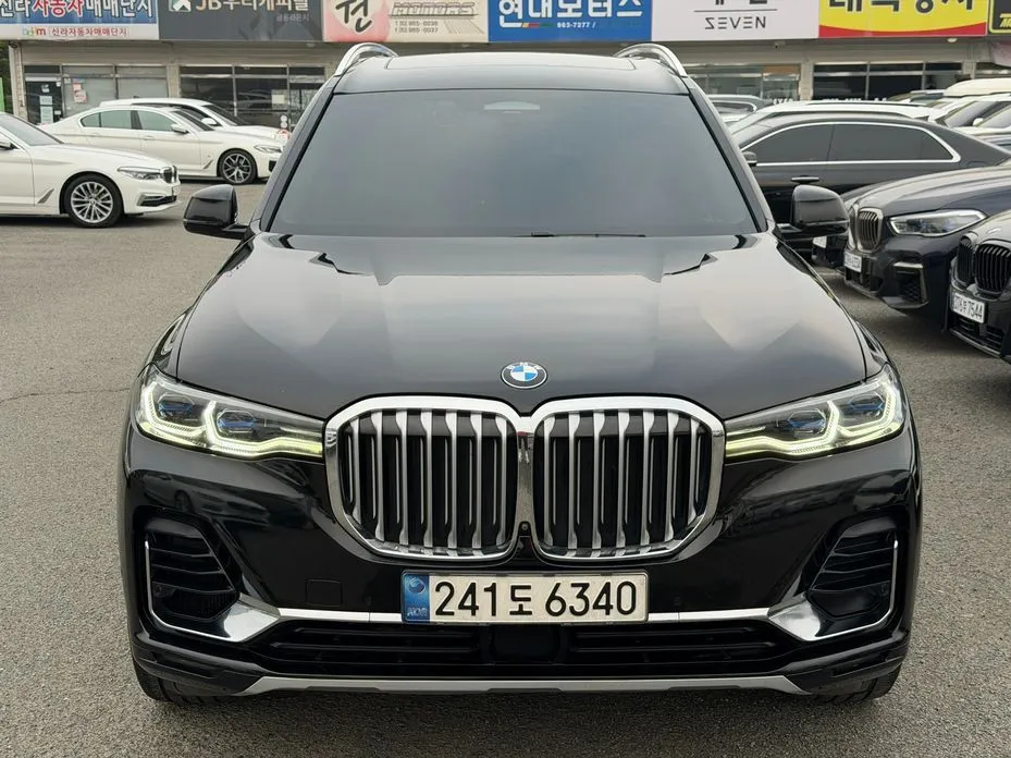 BMW X7 — фото 4