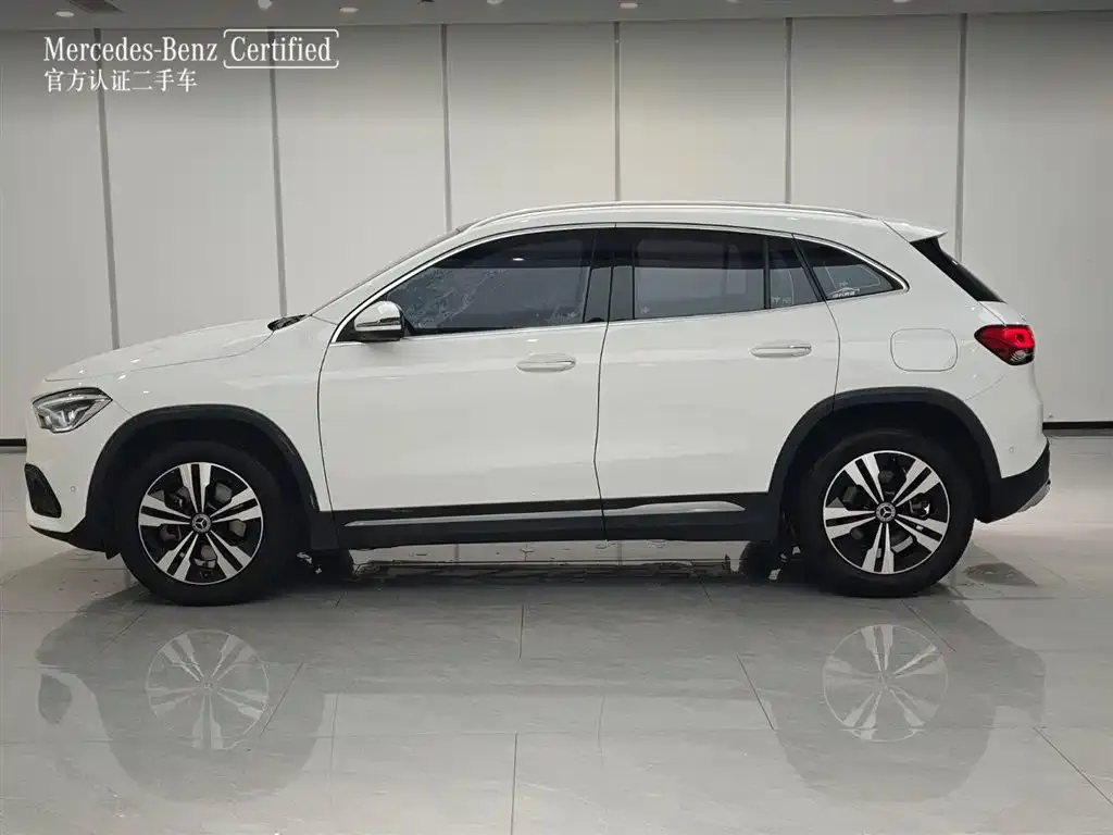 Mercedes-Benz GLA — фото 8