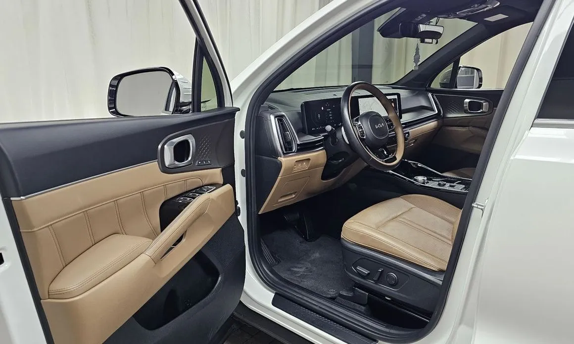 Kia Sorento — фото 6