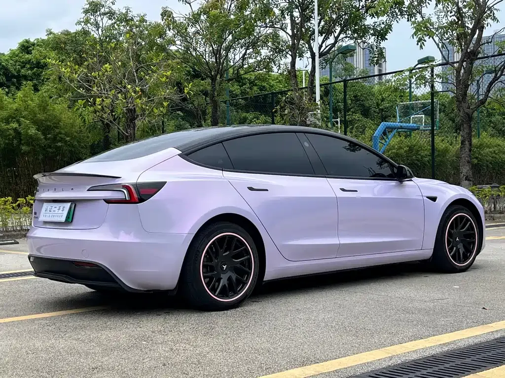 Tesla Model 3 — фото 10