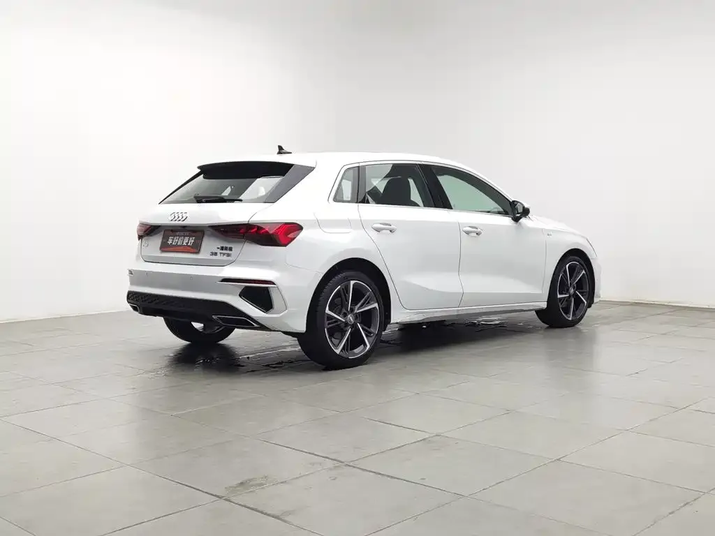 Audi A3 — фото 7