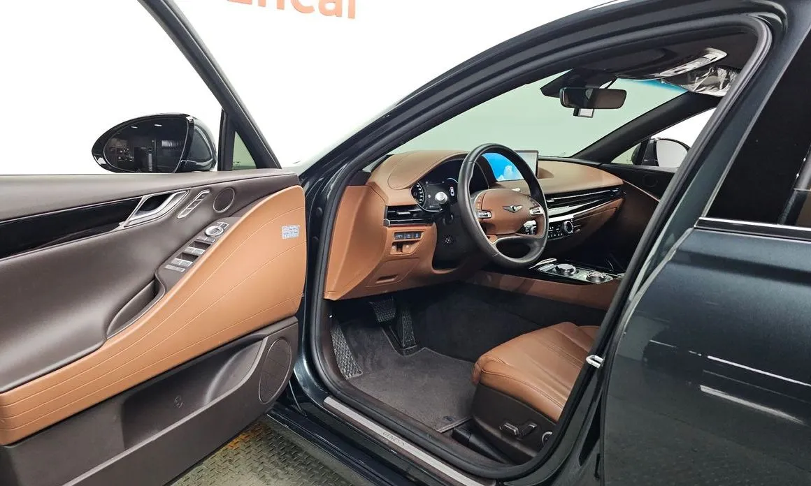 Genesis G80 — фото 6