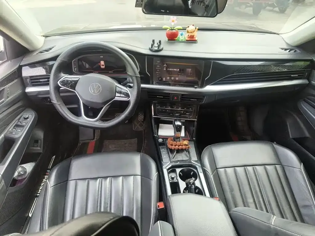 Volkswagen Passat — фото 7