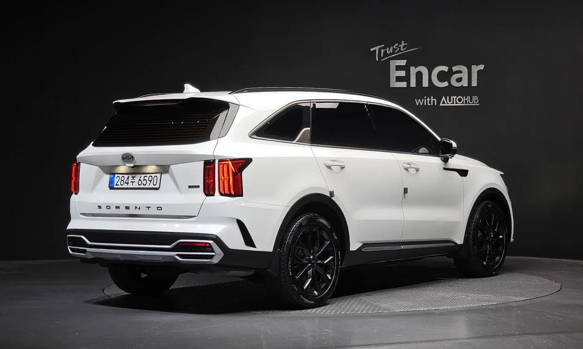 Kia Sorento — фото 5