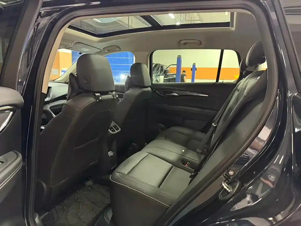 Buick Envision Plus — фото 3