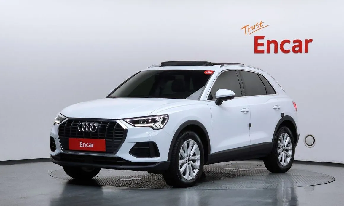 Audi Q3 — фото 1