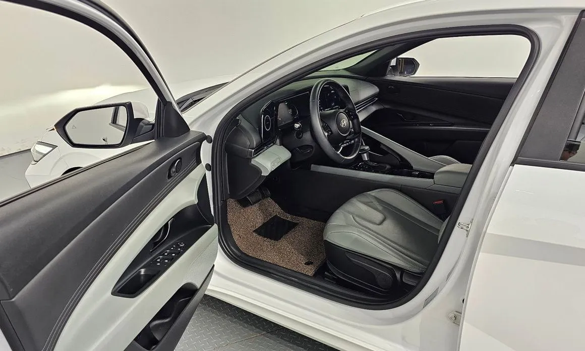 Hyundai AVANTE — фото 6
