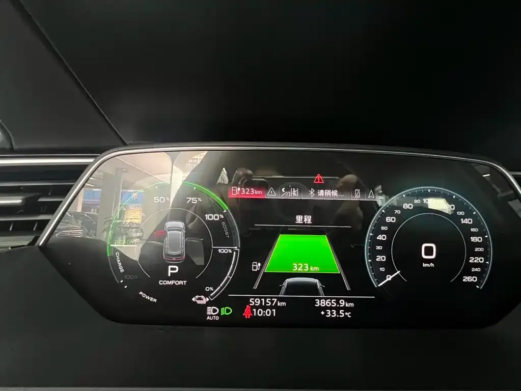 Audi e-tron (Import) — фото 2