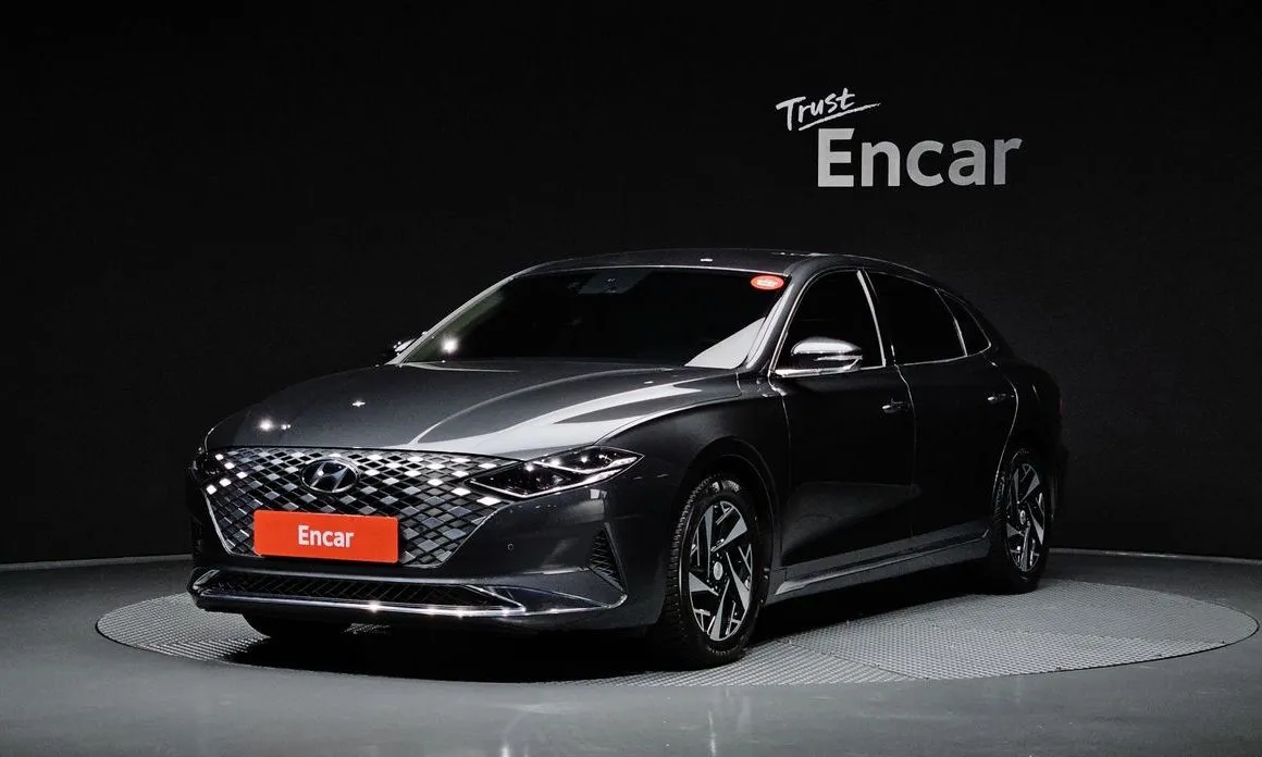 Hyundai Grandeur — фото 1