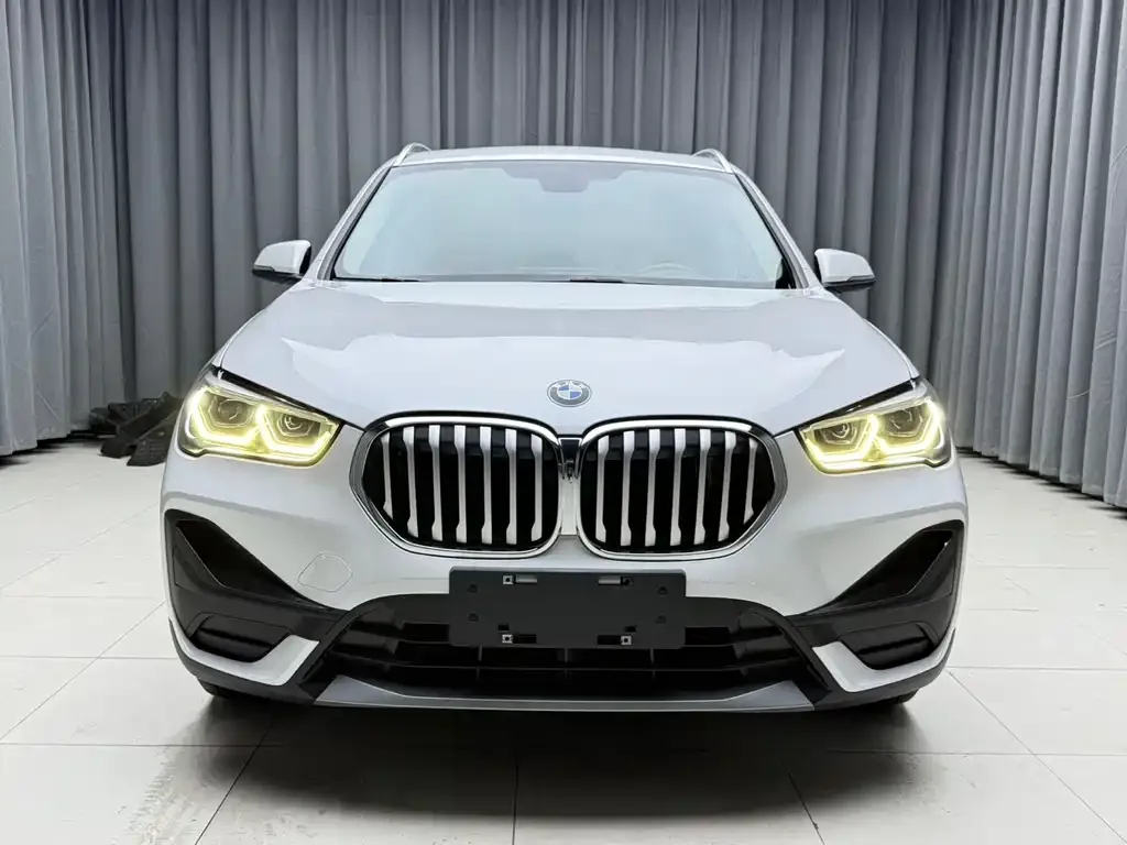 BMW X1 — фото 4