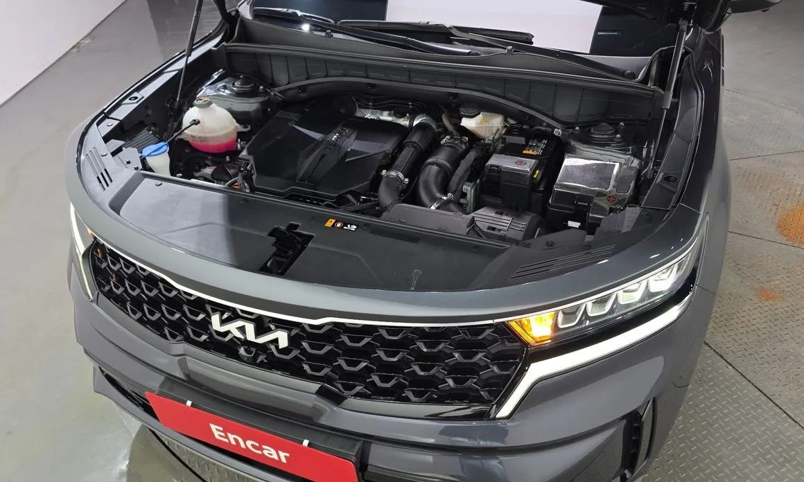 Kia Sorento — фото 7