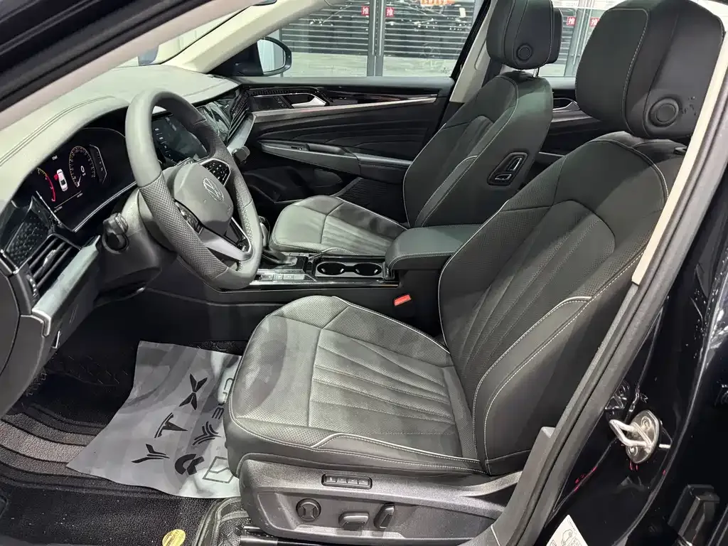 Volkswagen Passat — фото 10