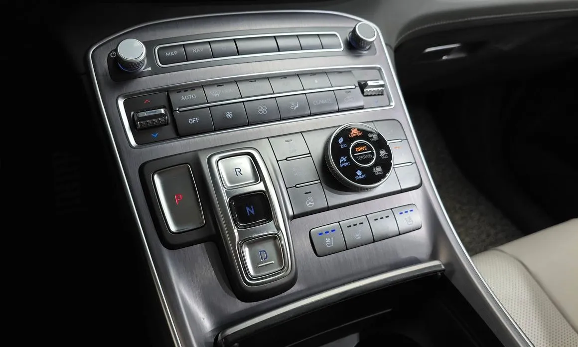 Hyundai Santafe — фото 8