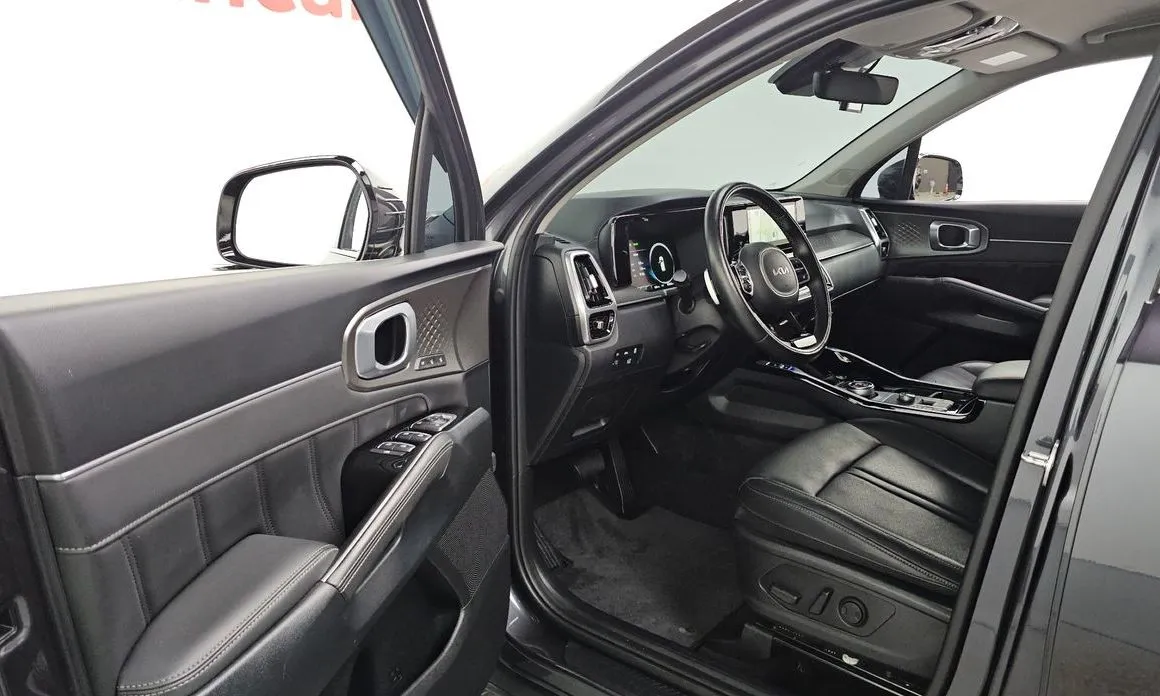 Kia Sorento — фото 9