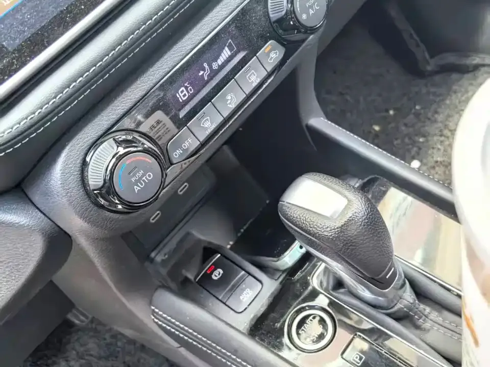 Nissan Kicks — фото 8