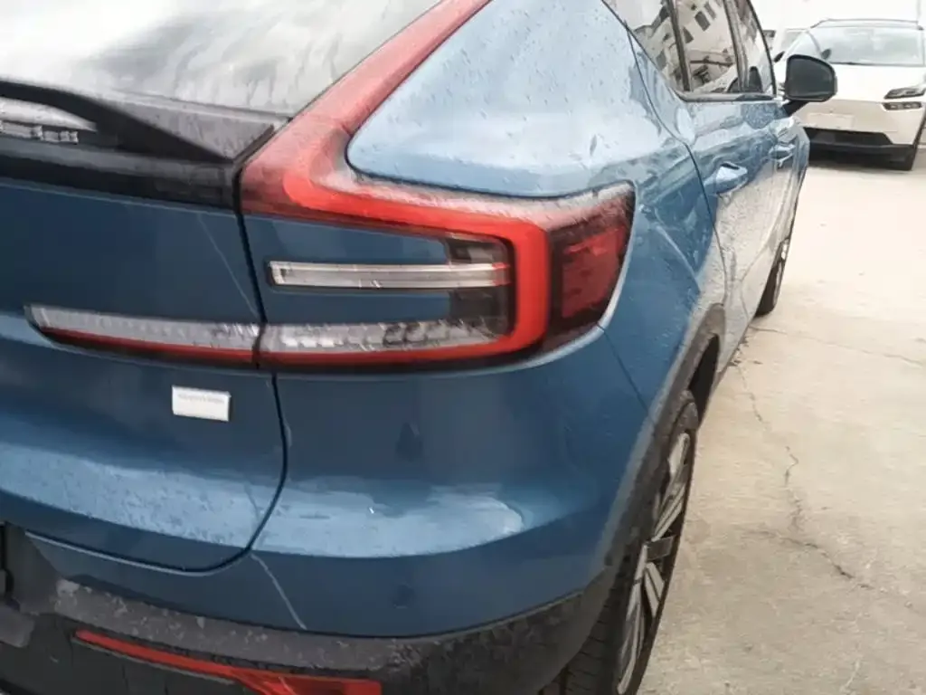 Volvo C40 — фото 2