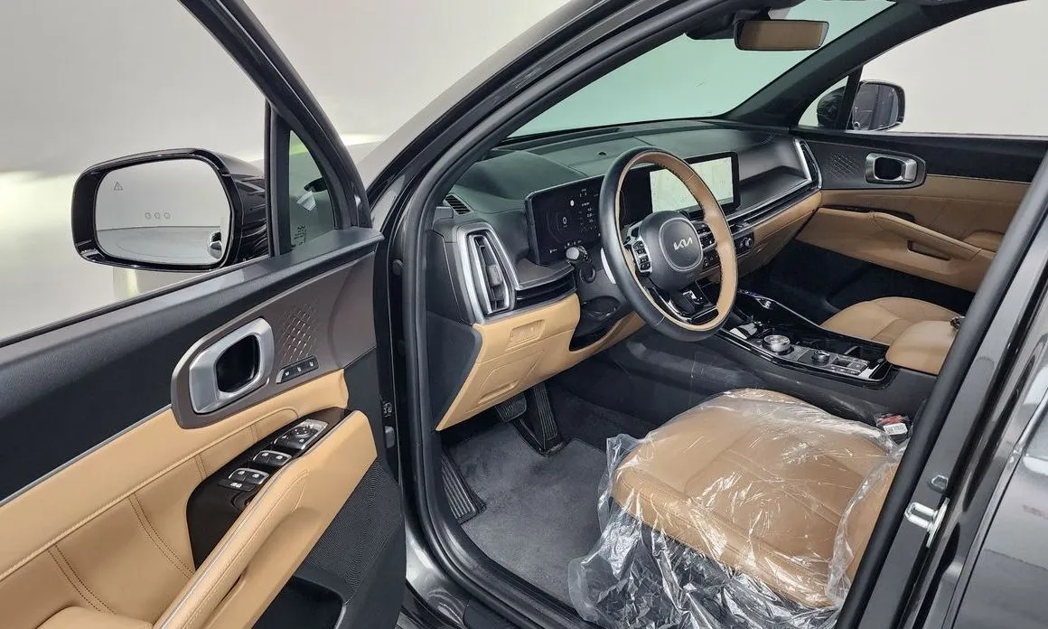 Kia Sorento — фото 6