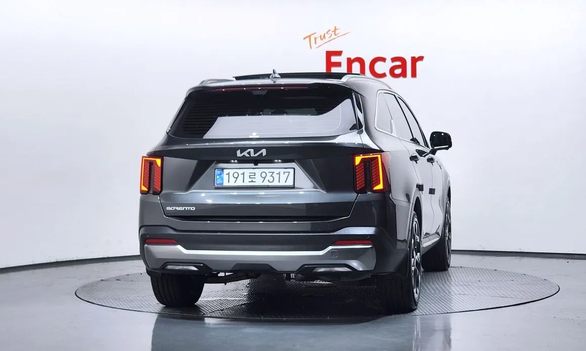 Kia Sorento — фото 4