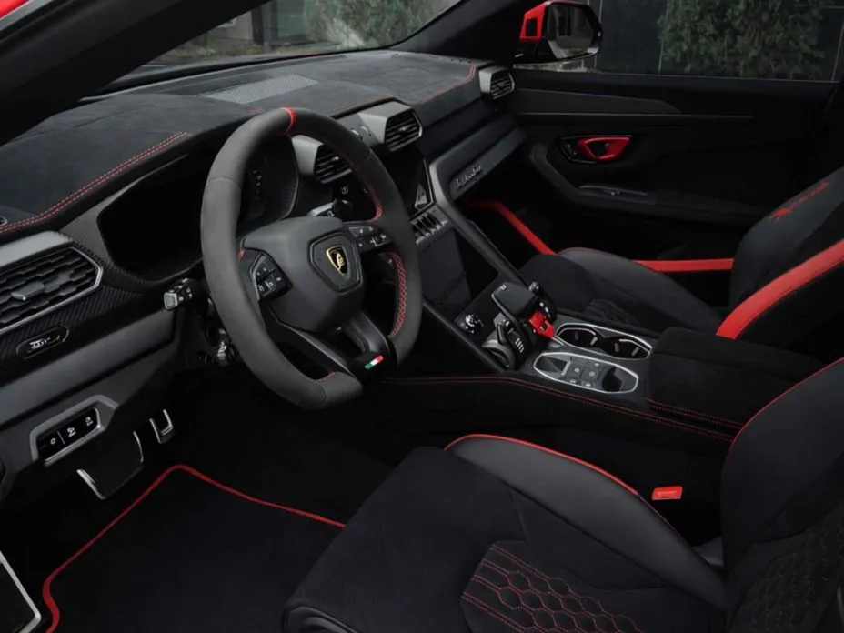 Lamborghini Urus — фото 2