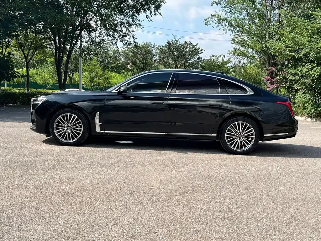 Hongqi H9 — фото 10