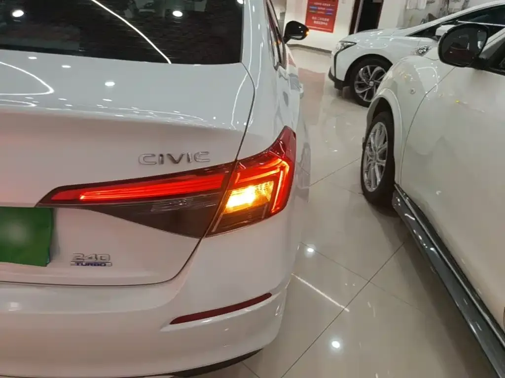 Honda Civic — фото 6
