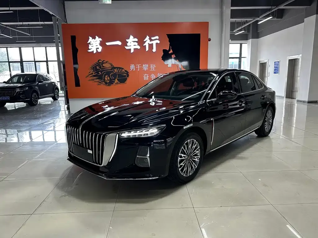 Hongqi H5 — фото 1