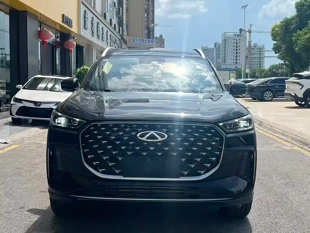 Chery Tiggo 8 PLUS — фото 8