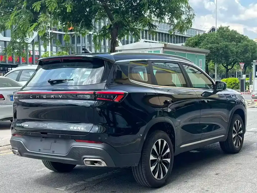 Chery Tiggo 8 PLUS — фото 9