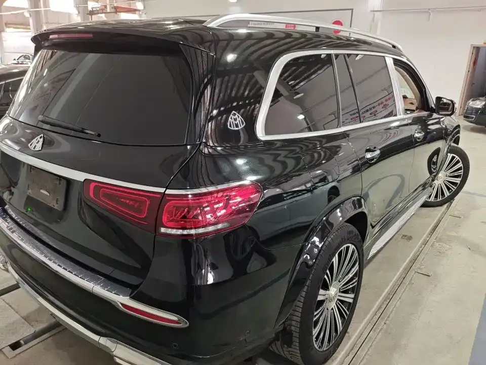 Mercedes-Benz GLS — фото 6