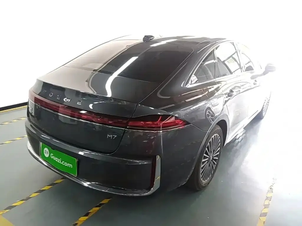 Roewe M7 DMH — фото 2
