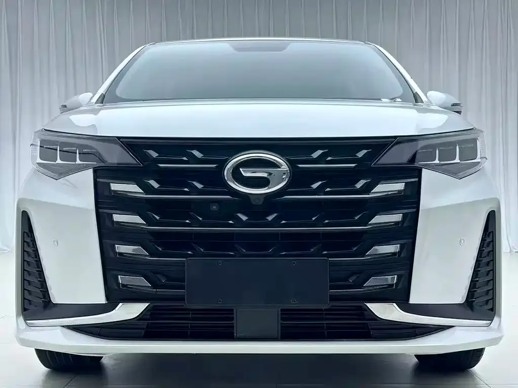 GAC Motor Trumpchi M6 — фото 4