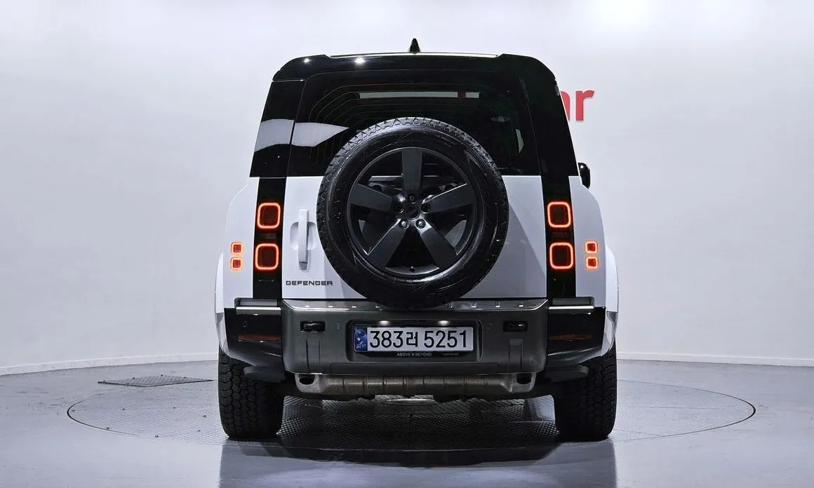 Land Rover Defender — фото 4