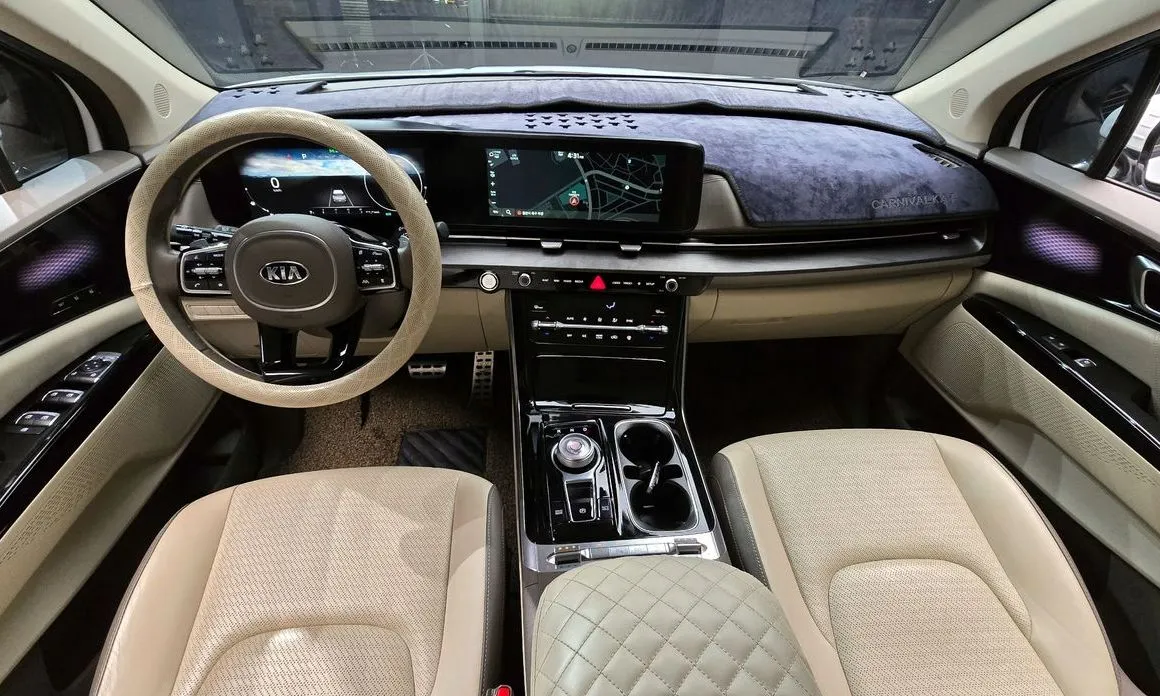 Kia Carnival — фото 10