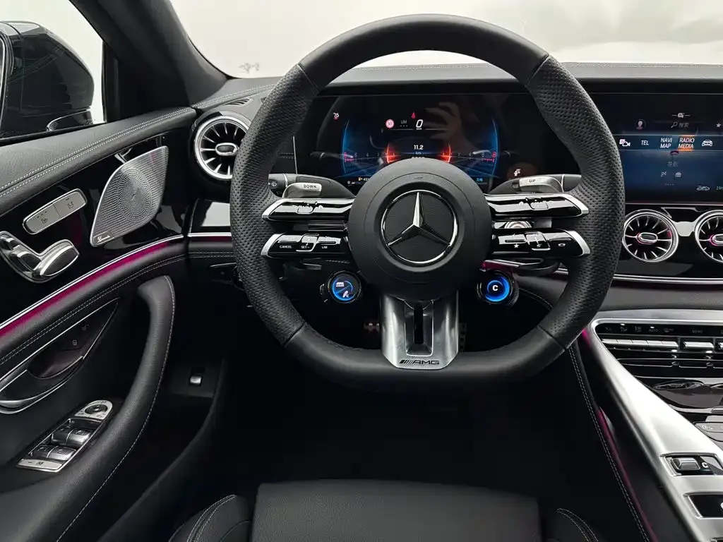Mercedes-Benz AMG GT — фото 8